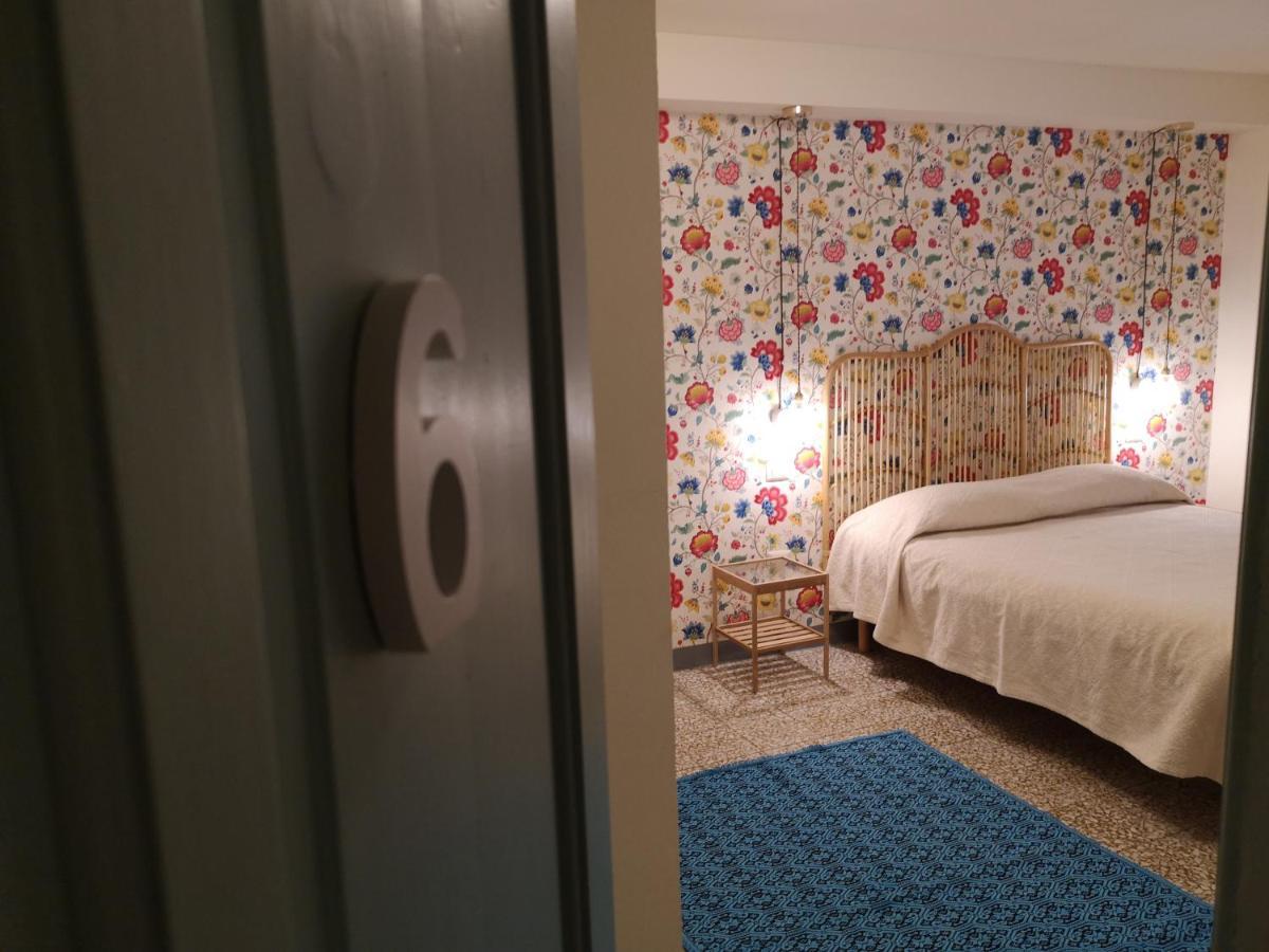 Casa Pagio Hotell Bosa Eksteriør bilde