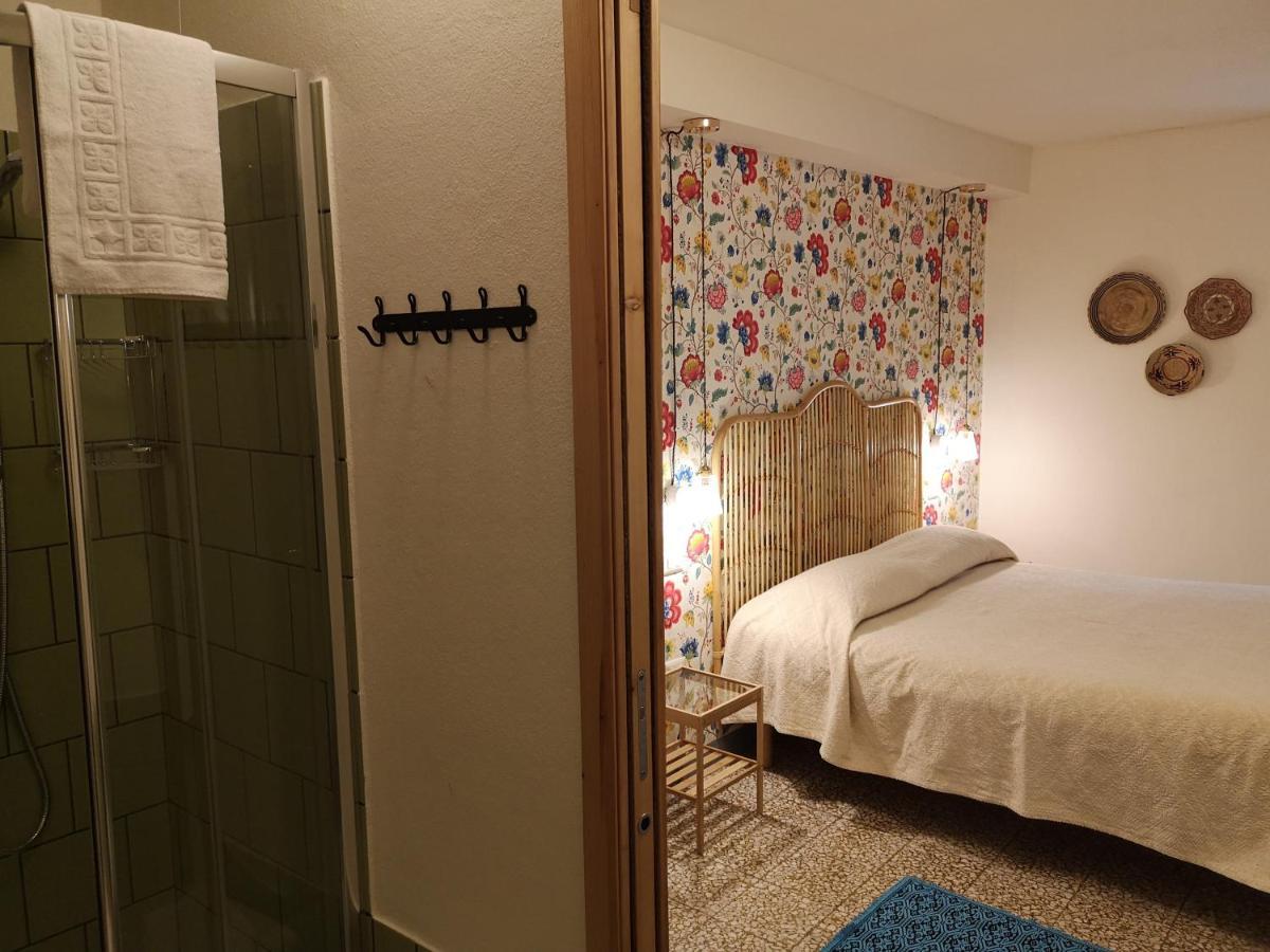 Casa Pagio Hotell Bosa Eksteriør bilde