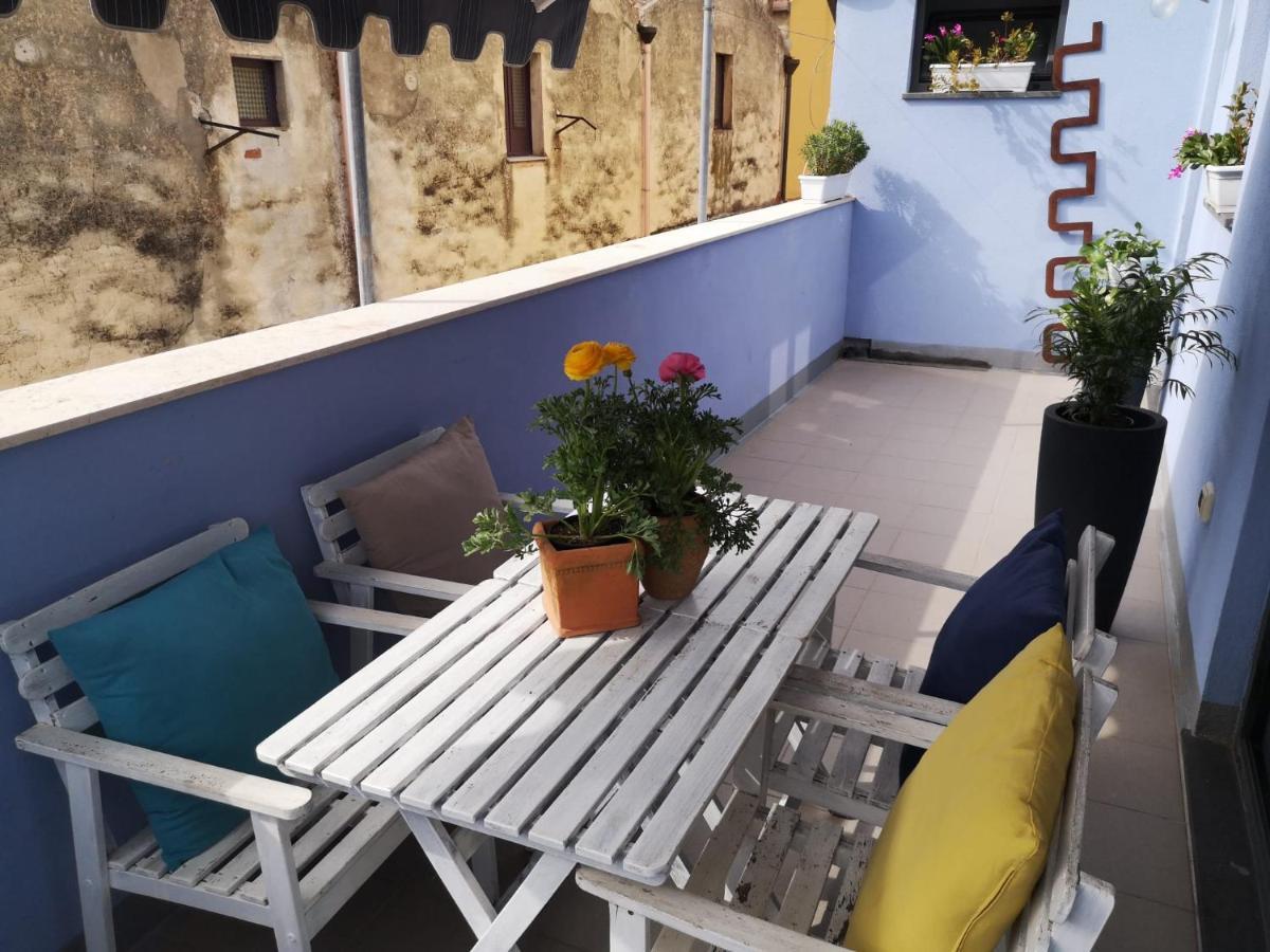 Casa Pagio Hotell Bosa Eksteriør bilde