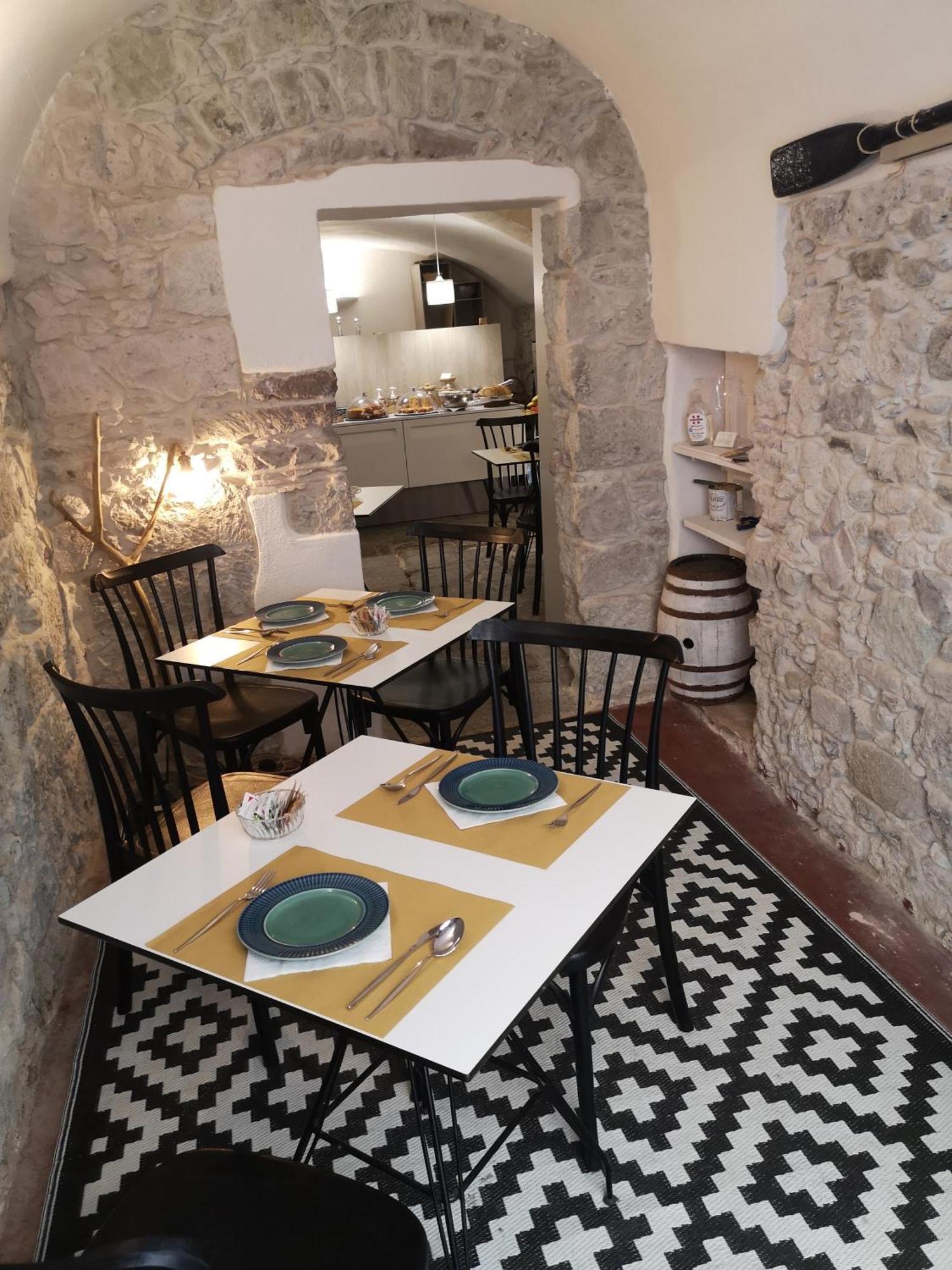 Casa Pagio Hotell Bosa Eksteriør bilde